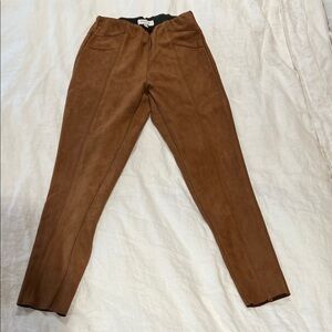 Gilli Women's Brown Skinny suede Pants